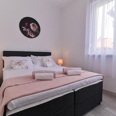 Kaštela Apartmani Castrum מראה חיצוני תמונה