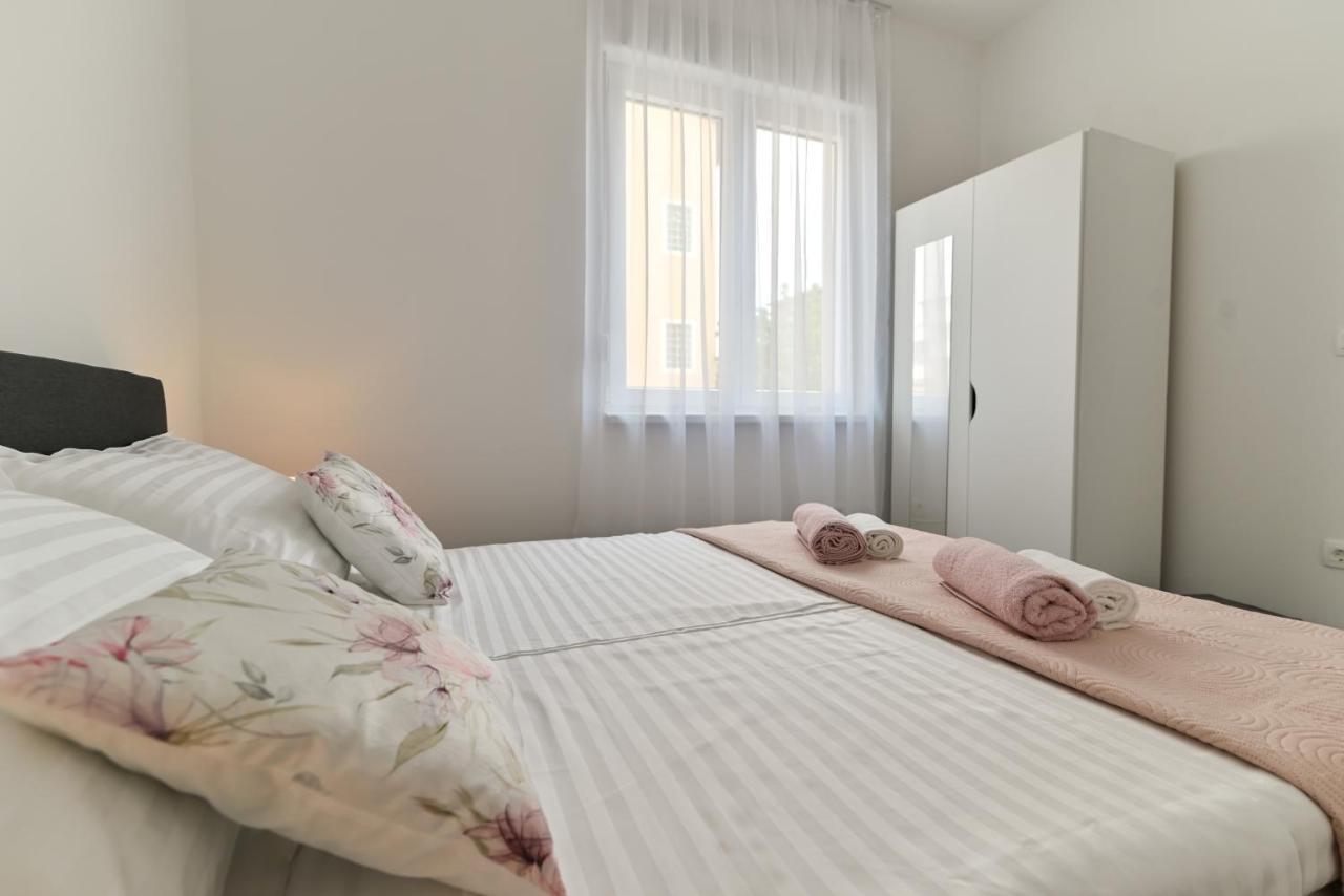 Kaštela Apartmani Castrum מראה חיצוני תמונה